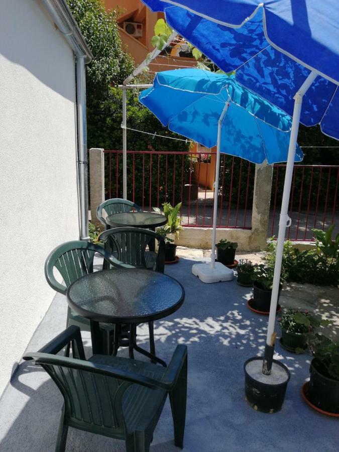 Sara Apartments Budva Bagian luar foto